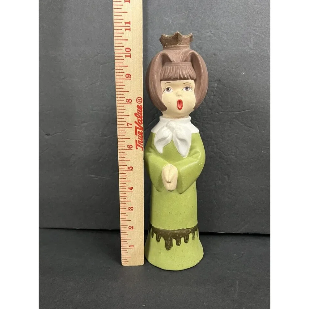 Vtg Christmas Caroler Candlestick Holder Ceramic Mold Handpainted 11.5 in‎